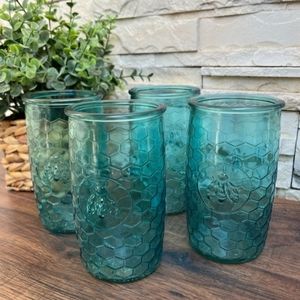 Set of 4 Honey Bee Glasses New in Box